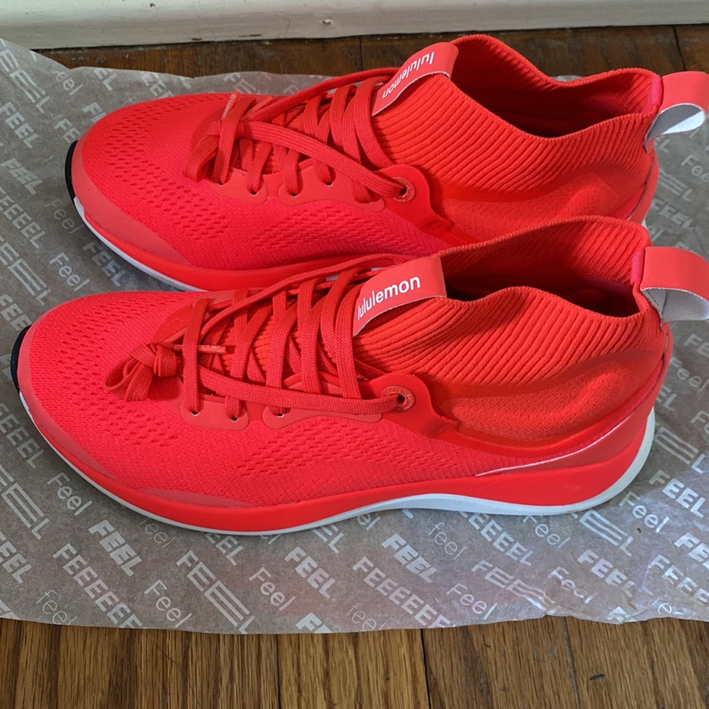chargefeel sneaker size 7